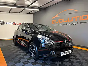 Used 2015 Renault Clio Dynamique Nav Black - Interior and Exterior details 4