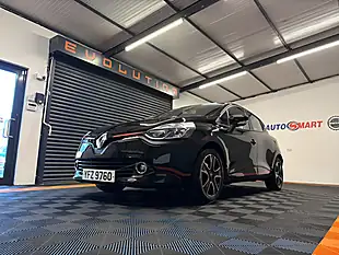 Used 2015 Renault Clio Dynamique Nav Black - Interior and Exterior details 5