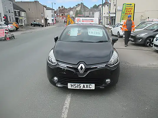 2015 Renault Clio Dynamique Nav