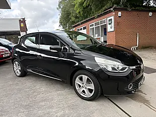Used 2015 Renault Clio Dynamique Nav Black - Interior and Exterior details 2
