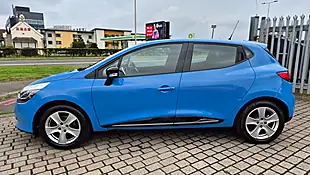 Used 2015 Renault Clio Dynamique Nav French Blue - Interior and Exterior details 19