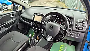 Used 2015 Renault Clio Dynamique Nav French Blue - Interior and Exterior details 8