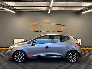 Used 2015 Renault Clio Dynamique Nav Grey - Interior and Exterior details 7