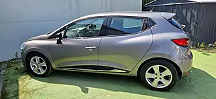 Used 2015 Renault Clio Dynamique Nav Grey - Interior and Exterior details 6