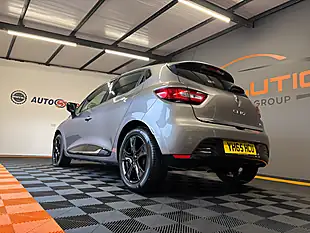 Used 2015 Renault Clio Dynamique Nav Grey - Interior and Exterior details 6