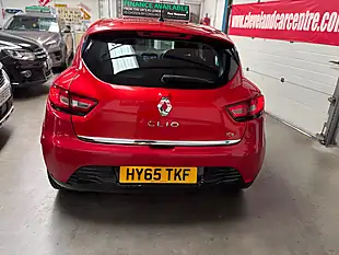Used 2015 Renault Clio Dynamique Nav Red - Interior and Exterior details 3