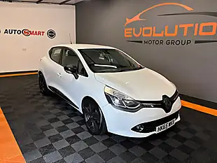 Used 2015 Renault Clio Dynamique Nav White - Interior and Exterior details 4