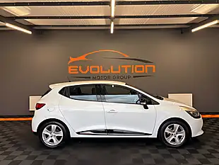 Used 2015 Renault Clio Dynamique Nav White - Interior and Exterior details 5
