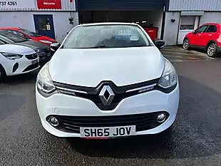 Used 2015 Renault Clio Dynamique Nav White - Interior and Exterior details 10