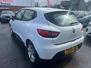 Used 2015 Renault Clio Dynamique Nav White - Interior and Exterior details 5