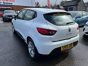 Used 2015 Renault Clio Dynamique Nav White - Interior and Exterior details 6
