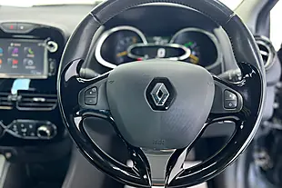 Used 2015 Renault Clio Dynamique S Black - Interior and Exterior details 15