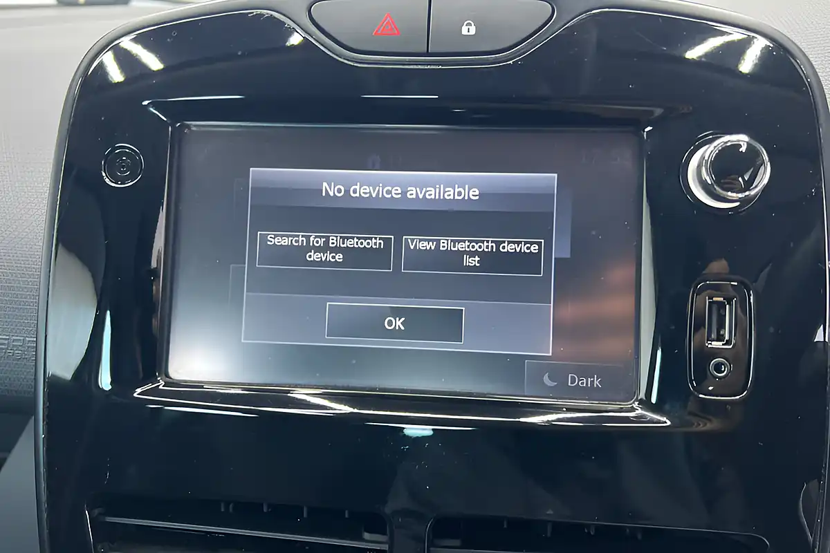 Used 2015 Renault Clio Dynamique S Black - Interior and Exterior details 20