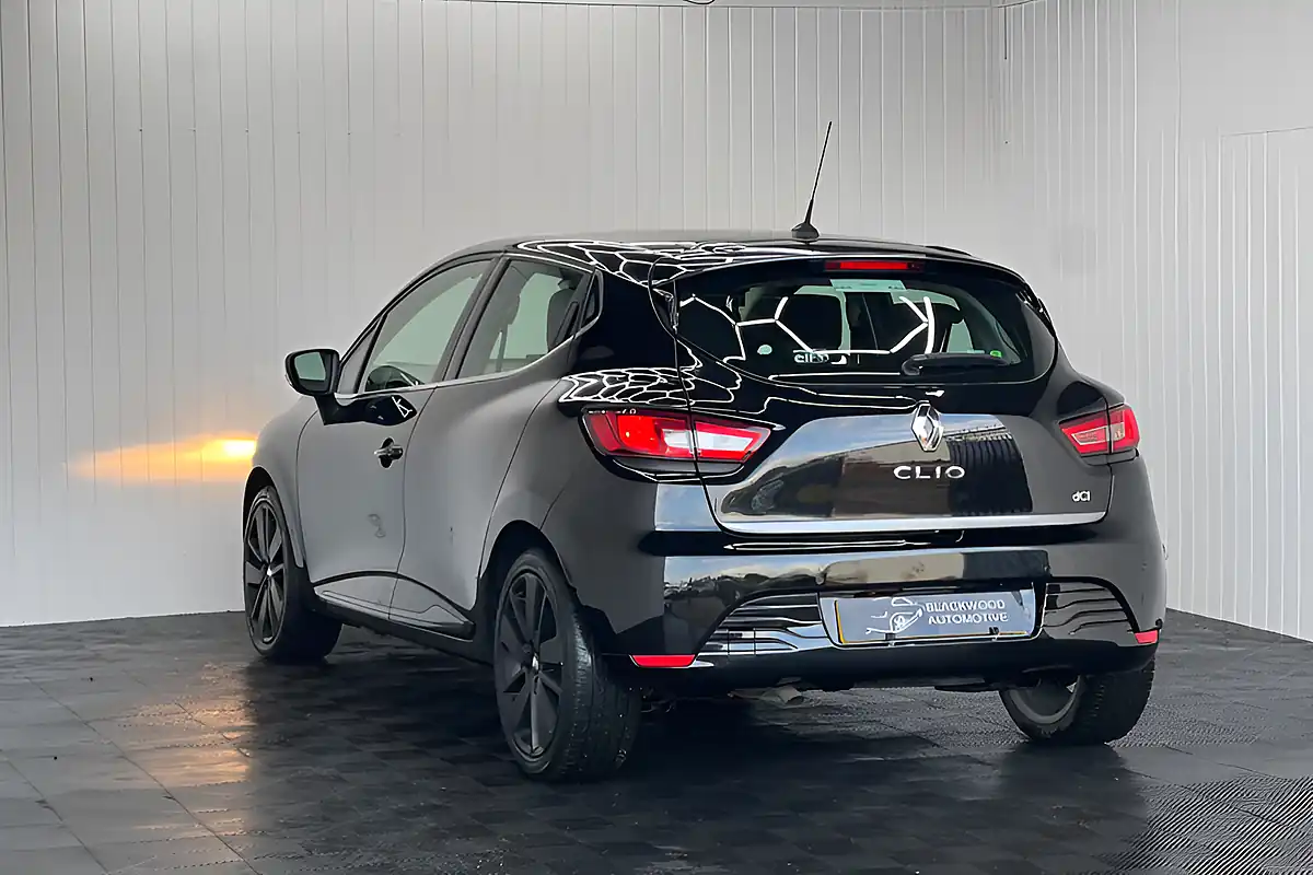 Used 2015 Renault Clio Dynamique S Black - Interior and Exterior details 9