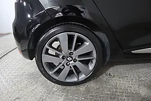 Used 2015 Renault Clio Dynamique S Medianav Black - Interior and Exterior details 11