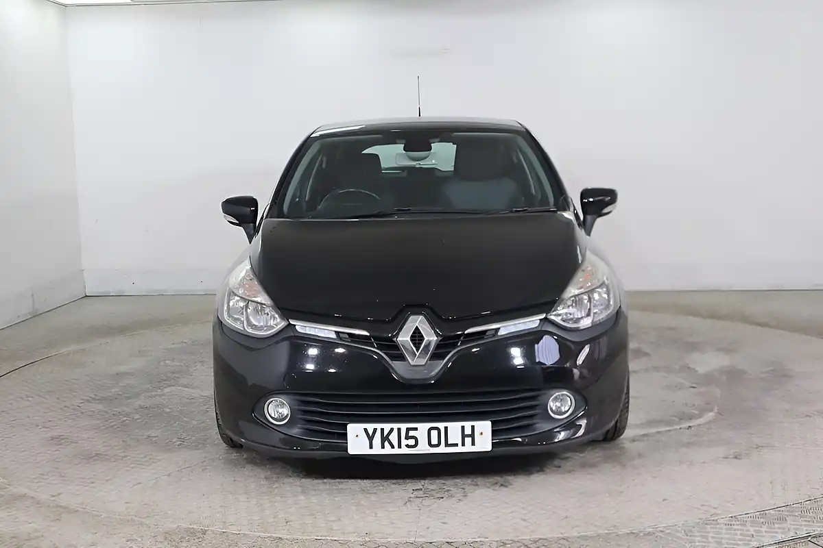 Used 2015 Renault Clio Dynamique S Medianav Black - Interior and Exterior details 2