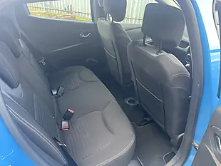 Used 2015 Renault Clio Dynamique S Medianav Blue - Interior and Exterior details 10