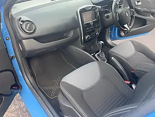 Used 2015 Renault Clio Dynamique S Medianav Blue - Interior and Exterior details 14