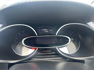 Used 2015 Renault Clio Dynamique S Medianav Blue - Interior and Exterior details 16