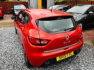 Used 2015 Renault Clio Dynamique S Medianav Red - Interior and Exterior details 11