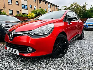 Used 2015 Renault Clio Dynamique S Medianav Red - Interior and Exterior details 8