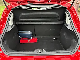 Used 2015 Renault Clio Dynamique S Medianav Red - Interior and Exterior details 11