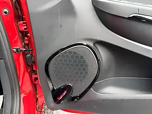 Used 2015 Renault Clio Dynamique S Medianav Red - Interior and Exterior details 15