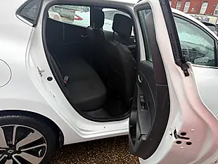 Used 2015 Renault Clio Dynamique S Medianav White - Interior and Exterior details 17
