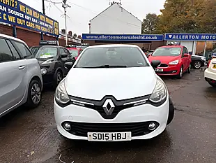 Used 2015 Renault Clio Dynamique S Medianav White - Interior and Exterior details 3
