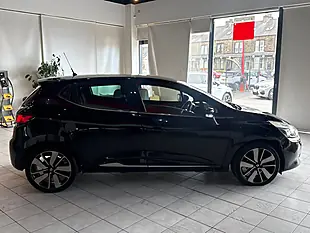 Used 2015 Renault Clio Dynamique S Nav Black - Interior and Exterior details 10