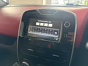 Used 2015 Renault Clio Dynamique S Nav Black - Interior and Exterior details 15