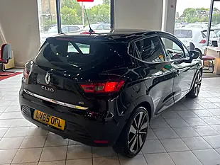 Used 2015 Renault Clio Dynamique S Nav Black - Interior and Exterior details 9