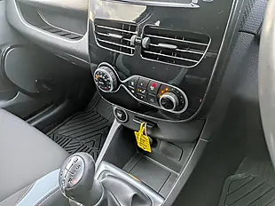 Used 2015 Renault Clio Dynamique S Nav Black - Interior and Exterior details 11