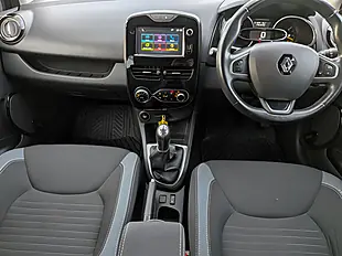 Used 2015 Renault Clio Dynamique S Nav Black - Interior and Exterior details 15