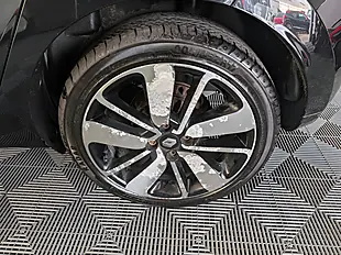 Used 2015 Renault Clio Dynamique S Nav Black - Interior and Exterior details 18