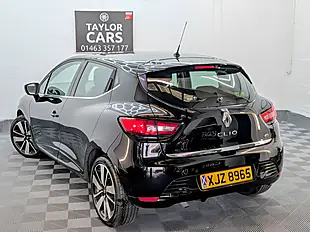 Used 2015 Renault Clio Dynamique S Nav Black - Interior and Exterior details 7