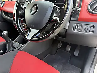 Used 2015 Renault Clio Dynamique S Nav Black - Interior and Exterior details 12