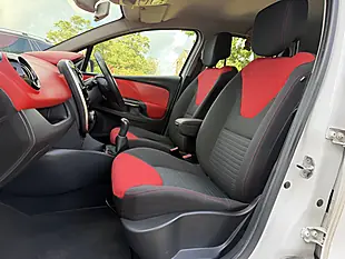 Used 2015 Renault Clio Dynamique S Nav Black - Interior and Exterior details 15