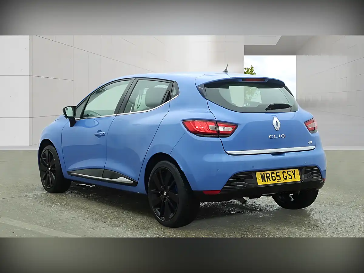 Used 2015 Renault Clio Dynamique S Nav Blue - Interior and Exterior details 2
