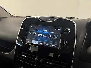 Used 2015 Renault Clio Dynamique S Nav White - Interior and Exterior details 16