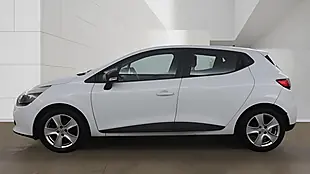 Used 2015 Renault Clio Play White - Interior and Exterior details 11