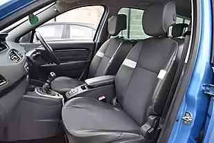 Used 2015 Renault Grand Scenic Dynamique Nav Blue - Interior and Exterior details 14