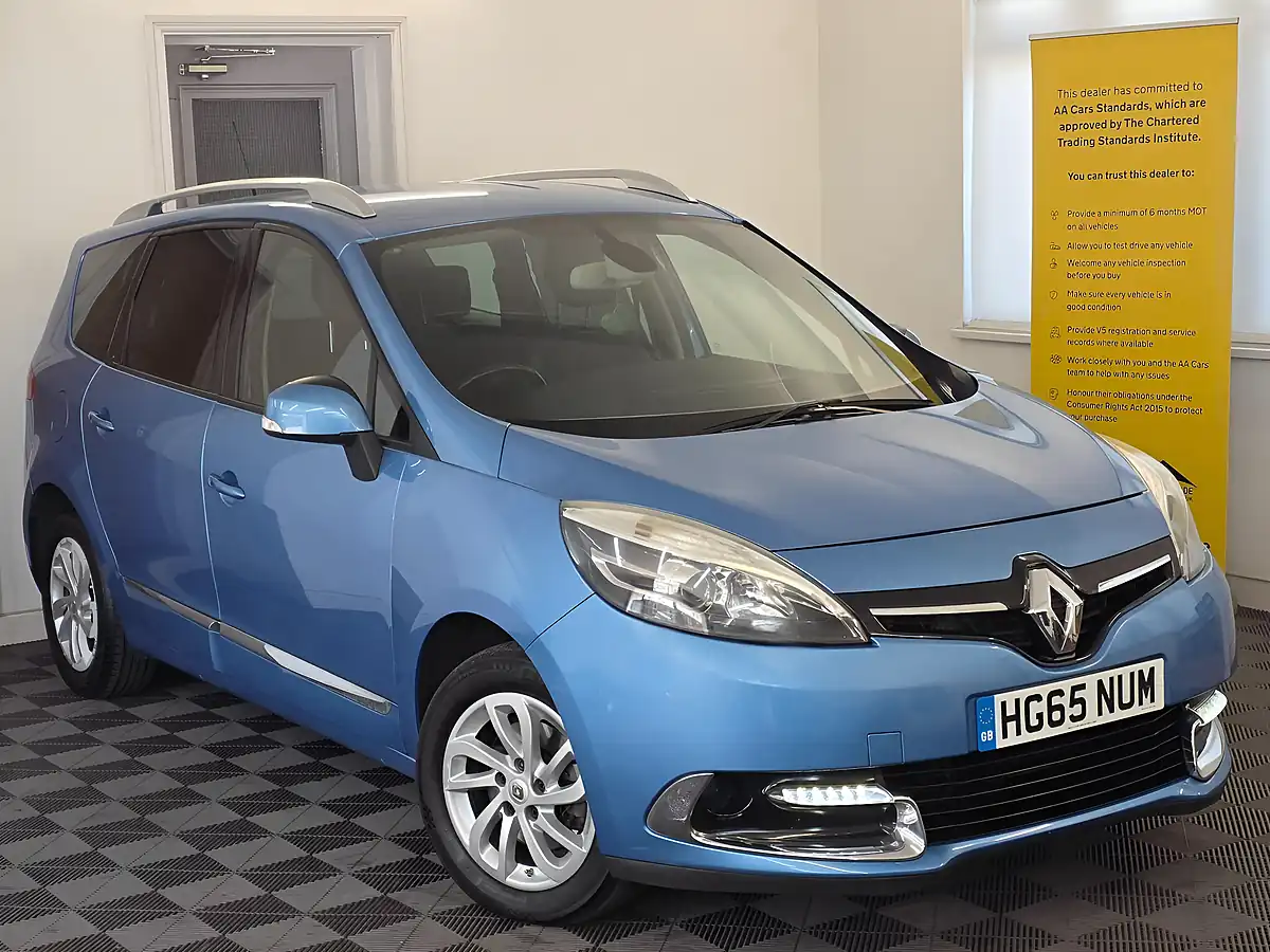 Used 2015 Renault Grand Scenic Dynamique Nav Blue - Interior and Exterior details 3