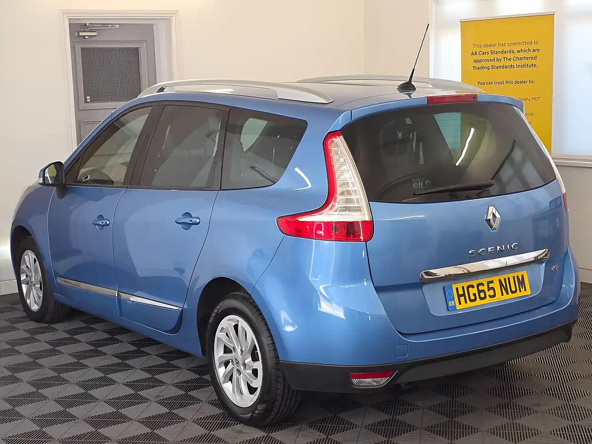 Used 2015 Renault Grand Scenic Dynamique Nav Blue - Interior and Exterior details 6