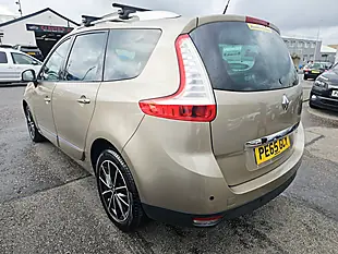 Used 2015 Renault Grand Scenic Dynamique Nav Brown - Interior and Exterior details 5
