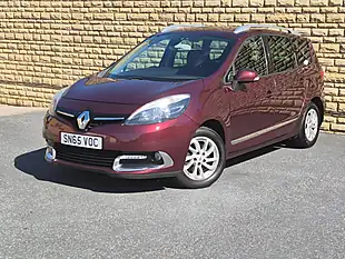 Used 2015 Renault Grand Scenic Dynamique Nav Red - Interior and Exterior details 3