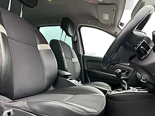 Used 2015 Renault Grand Scenic Dynamique Nav Red - Interior and Exterior details 15