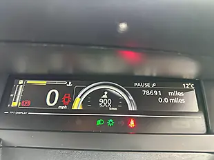 Used 2015 Renault Grand Scenic Dynamique Nav Red - Interior and Exterior details 16