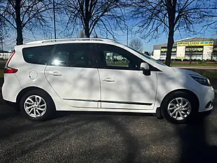 Used 2015 Renault Grand Scenic Dynamique Nav White - Interior and Exterior details 9