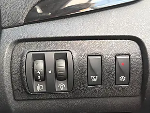 Used 2015 Renault Grand Scenic Energy Dynamique Silver - Interior and Exterior details 20